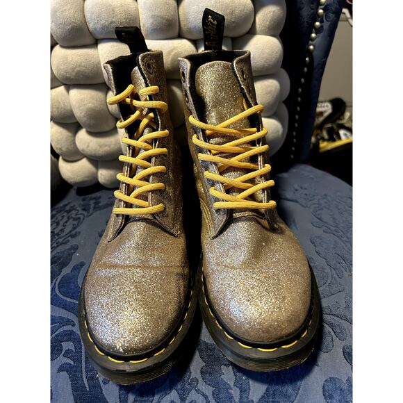 Dr Martens Gold Pascal Glitter size 8/EU 39 - Picture 4 of 7